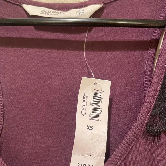 Old Navy | Dark purple tank top w/black lace - Picture 3 of 9